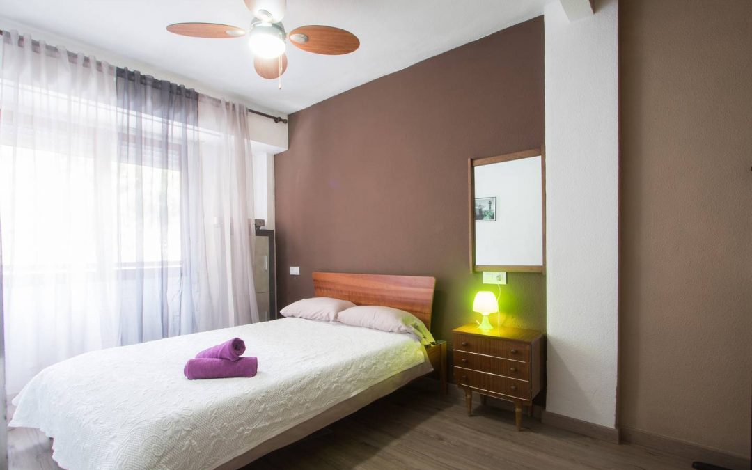 COSY 2 BED APT 250m FROM BEACH WiFi