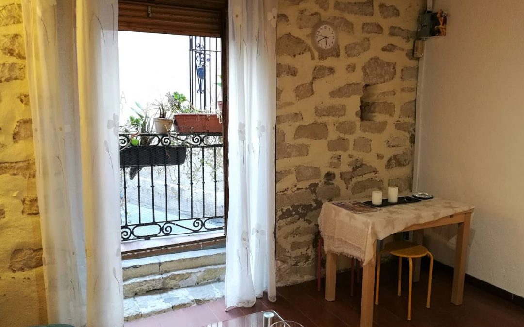 Rustic Studio in the old town